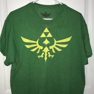 Legend of Zelda Royal Crest Green Shirt Sz Large